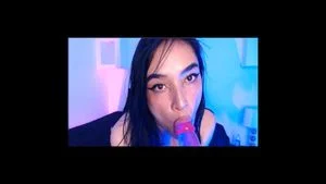 latina morena chupando dildo: Blowjob, Sexy & Dildo Blowjob Porn - 经典欧美