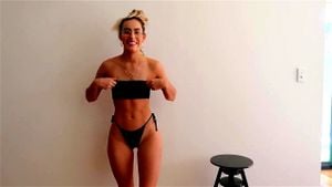 M Giorgetta: Xvideos, Bikini & Sexi Porn - 经典欧美