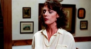 Classic 80's Taboo 2 HD (Full Video) ft. Dorothy Lemay & Kay Parker: Incest, Classic 80 S & Mother Son Porn - 经典欧美