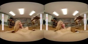 Naughty America - 大学美女Emma Starletto喜欢与每个人调情，但她真正想要的是教授在教室里与她共度良宵！！