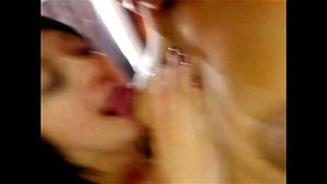 Milky Freaks: Licking, Bongacams & Lactating Boobs Porn - 经典欧美