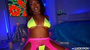 Banging Busty Daya Knight by Mr Lucky POV: Blowjob, Big Tits & Big Ass Porn - 经典欧美
