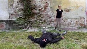 Sexy ballbusting and fights: Chaturbate & Headsissors Porn - 经典欧美