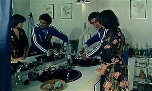 El fontanero, su mujer y otras cosas de meter.: Pelicula Completa En Español & Parejas Porn - 经典欧美