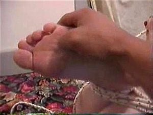 奶奶被捆绑挠痒