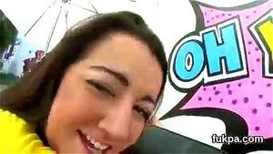 Beautiful beauty exposes huge rear end and gets asshole fucked: Doggy, Doggy Style & College Porn - 经典欧美
