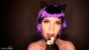 ASMR Neko 舔麦克风和亲吻