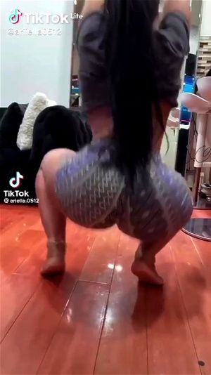 Big booty TikTok Twerkin comp: Big Ass, Dance & Booty Shaking Porn - 经典欧美