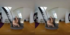 米拉·阿祖尔 VR