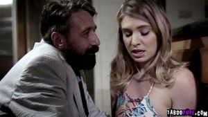 Hot fucked best friend in the kitchen ft. Steve Holmes & Giselle Palmer: Blonde, Fingering & Bigtits Porn - 经典欧美