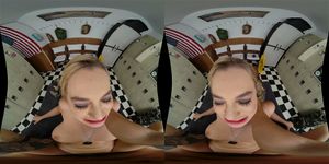 Boot camp: Blowjob, Doggy & Cowgirl VR Porn - 经典欧美