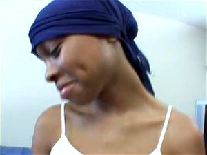 Hood Rat gets A makeover ft. Sharmika: Blowjob, Doggy & Cowgirl Porn - 经典欧美