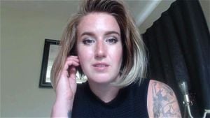 Diana Rey 男性裸体女性着装