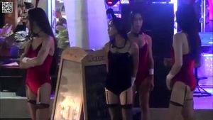 Bangkok and Pattya are full of nuts! Ladyboy PMV: Amateurs, Prostititute & Thai Amateur Porn - 经典欧美