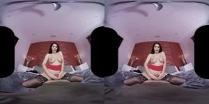 瓦伦蒂娜·纳皮 (Valentina Nappi) 比你想象的更平易近人