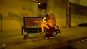 AJX BBC与丰满街头女郎在公共场所