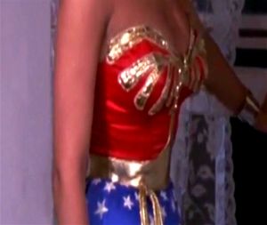 Wonder Woman in No Danger ft. Lynda Carter: Cosplay, Superheroine & Heroine Porn - 经典欧美