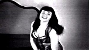 Bettie Page: Bongacams, Classic & 50'S Softcore Porn - 经典欧美