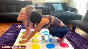 Strip twister in the living room involving horny lesbians ft. Verronica Kirei & Isabelle Love: Porn - 经典欧美