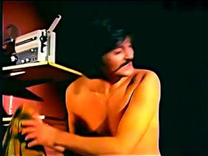 classic porn busty girl: Onlyfans, Classic 80 S & Classic Porn Scenes Porn - 经典欧美
