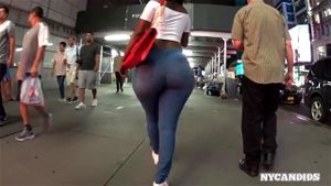 Imagine seeing this ass on the way to work: Brunette, Ebony & Big Booty Porn - 经典欧美