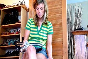 Sara's Cruel: Boot Licker in Chastity for Life: Bongacams Porn - 经典欧美