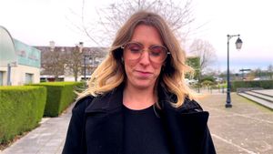 Real French Amateur First Casting by Jacquie et Michel TV: Blowjob, Big Tits & Blonde Porn - 经典欧美