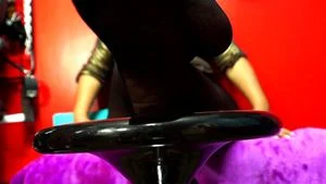 latina milf in pantyhose feet: Xhamster, Latinas & Nylon Feet Porn - 经典欧美