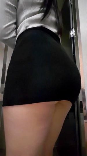 韩国成人内容，展现成熟女性的魅力与激情。探索多样化的情感与欲望，满足您的幻想与期待。
