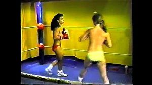 Topless Boxing V002: Fight, Fighting & Knockout Porn - 经典欧美