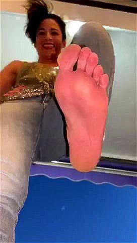 Spanish Giantess POV: Feet, Soles & Toes Porn - 经典欧美