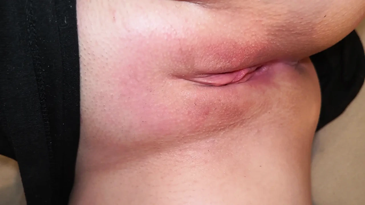 pussy slapping, fingering, ass slapping. Teen girl amateur