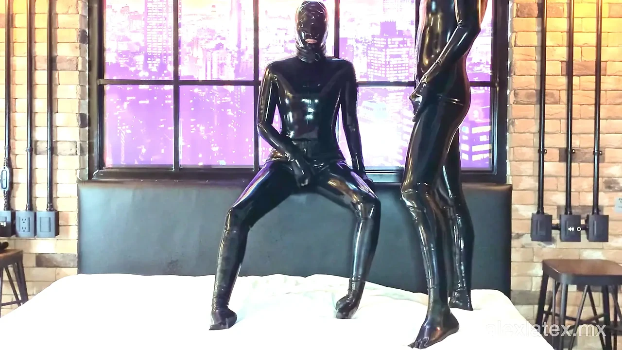 我的新橡皮娃娃完整视频 - Alex Latex