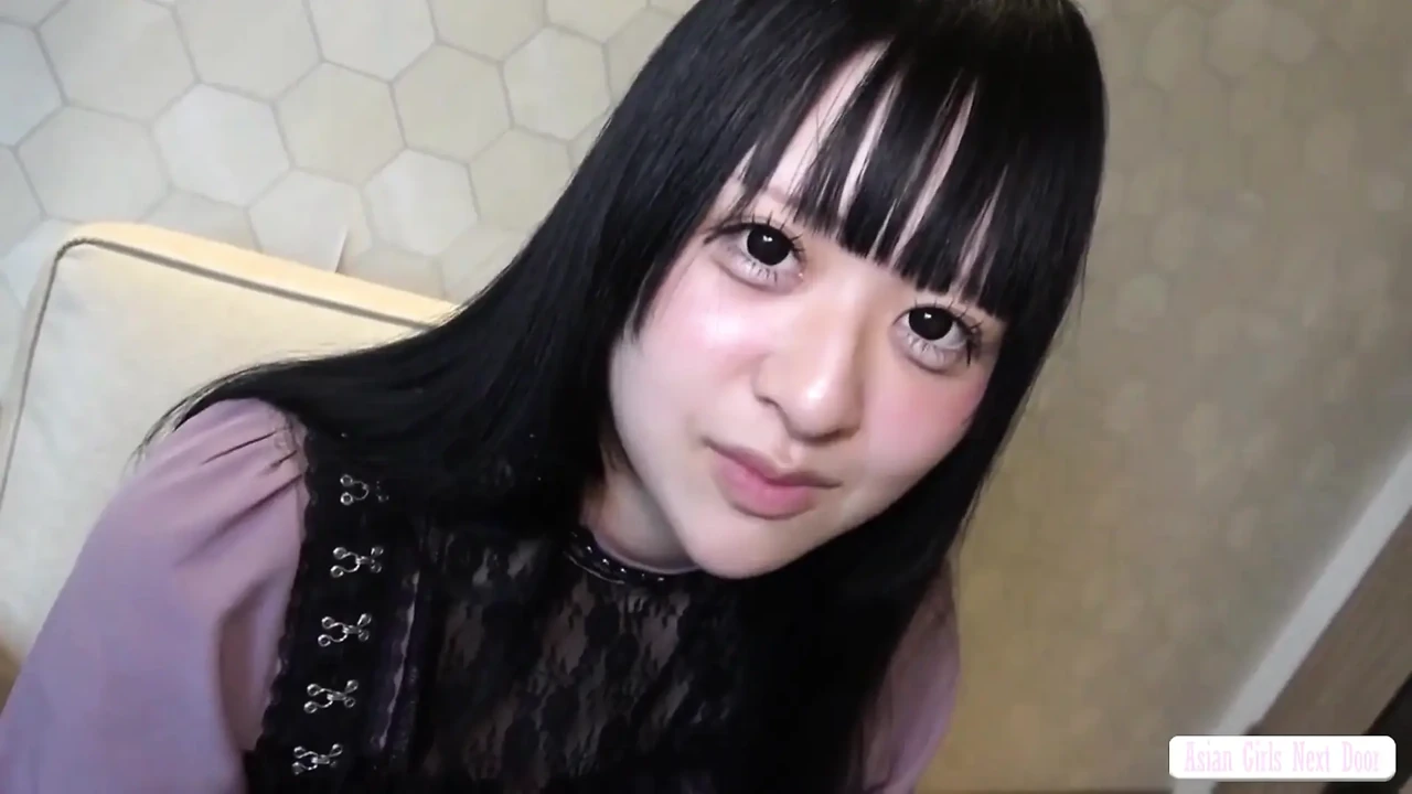 Mischievous Black-haired Cafe Girl Reveals Her Playful Secret Side in an Unforgettable Private Encounter