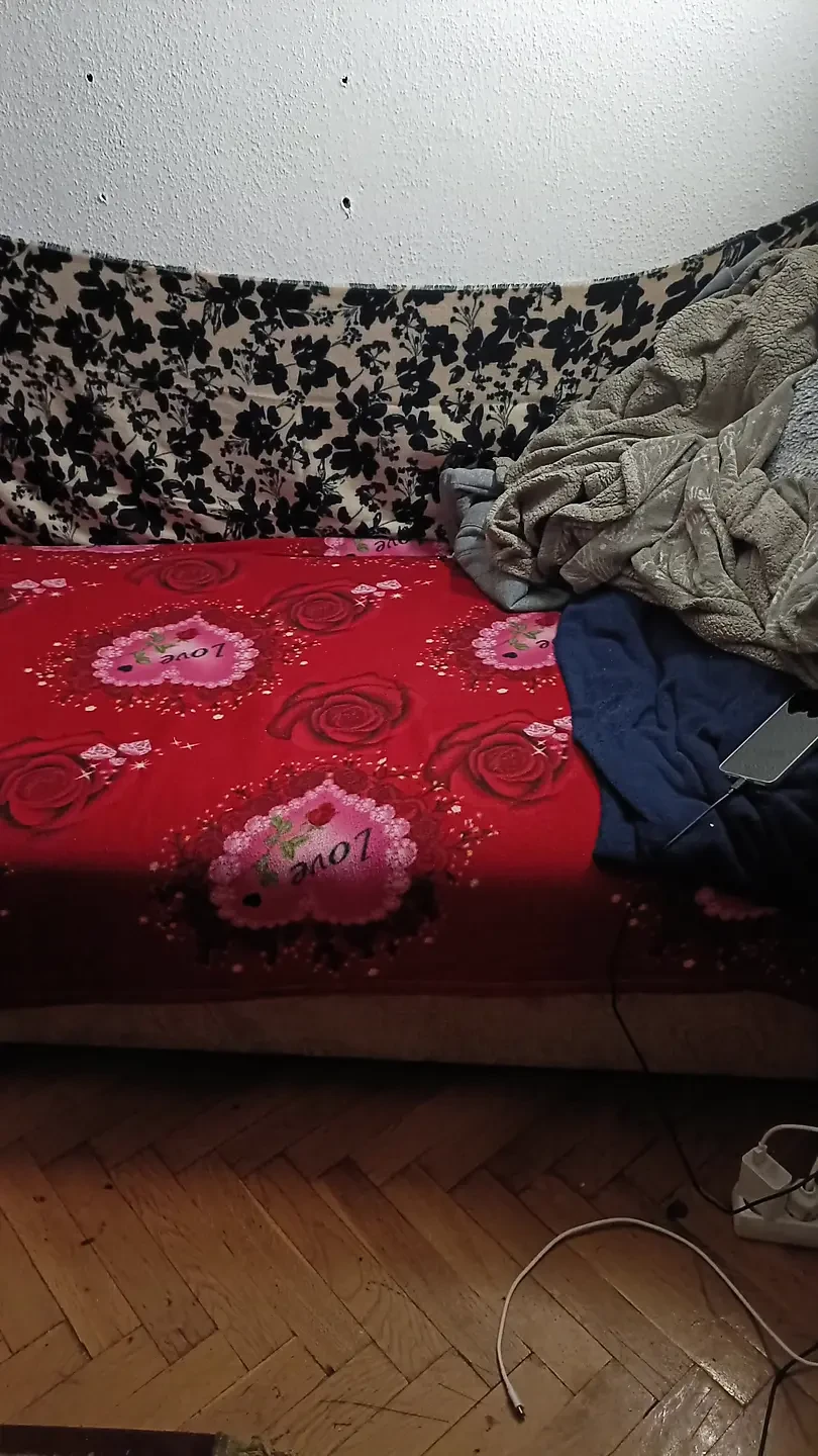 出轨丈夫后打屁股热辣人妻