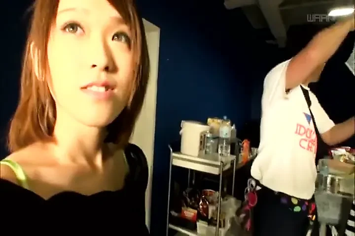 Sora Shiina在一次大胆的纪录片之旅中在两个世界之间被抓住 第2部分