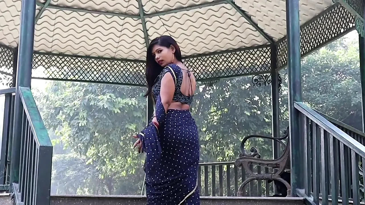 Hot girlfriend with big boobs taken to hotel