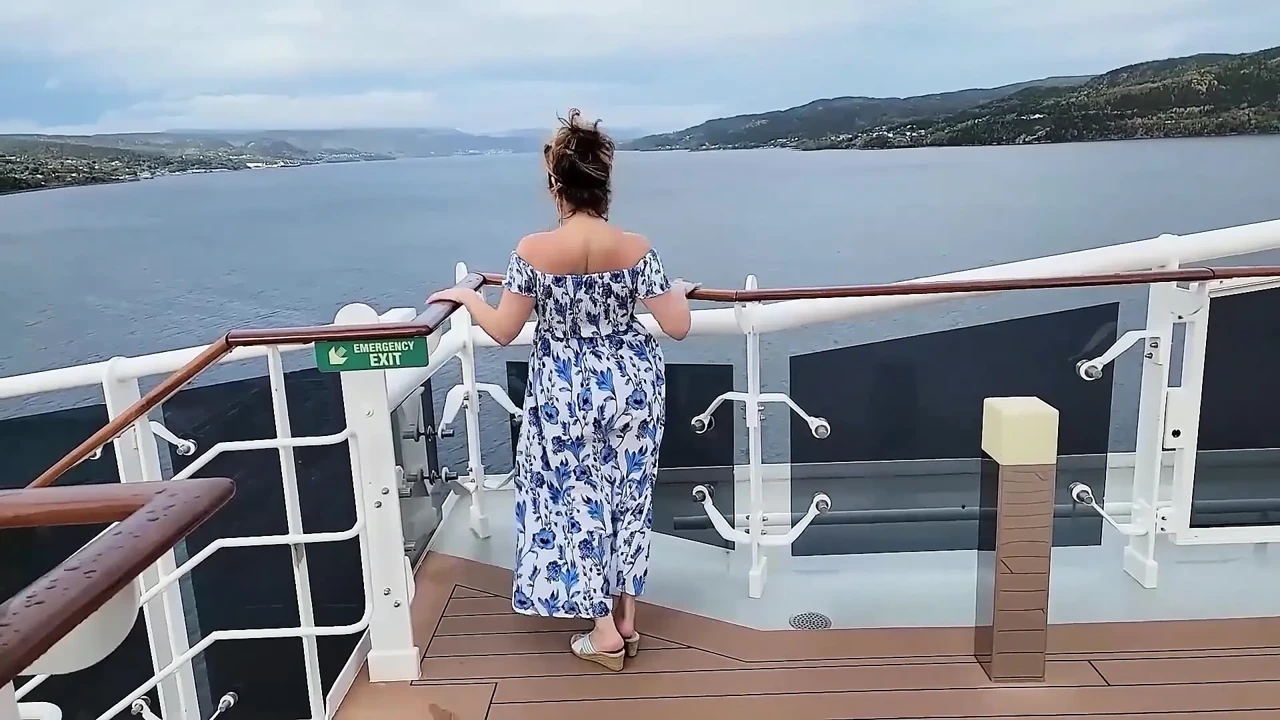MY Mommy loves CUM Shot on her Face Only Fans Mature Real Amateur COMPILATION