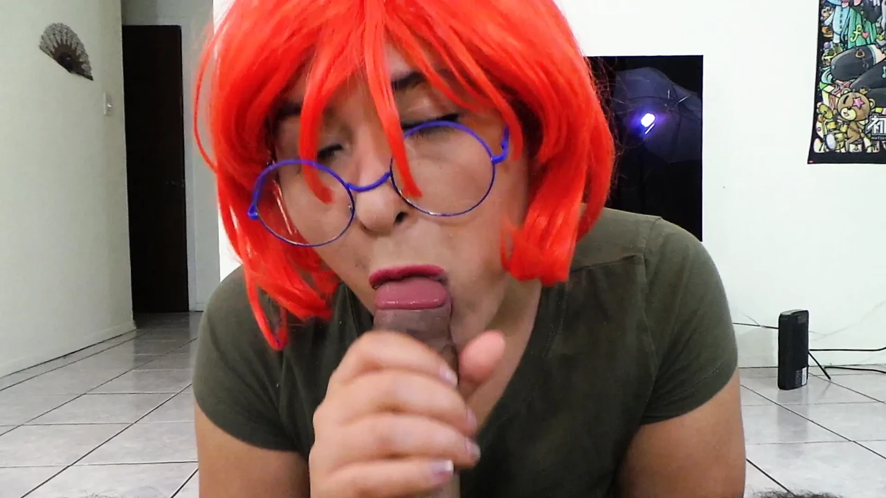 Judith吮吸多汁的鸡巴