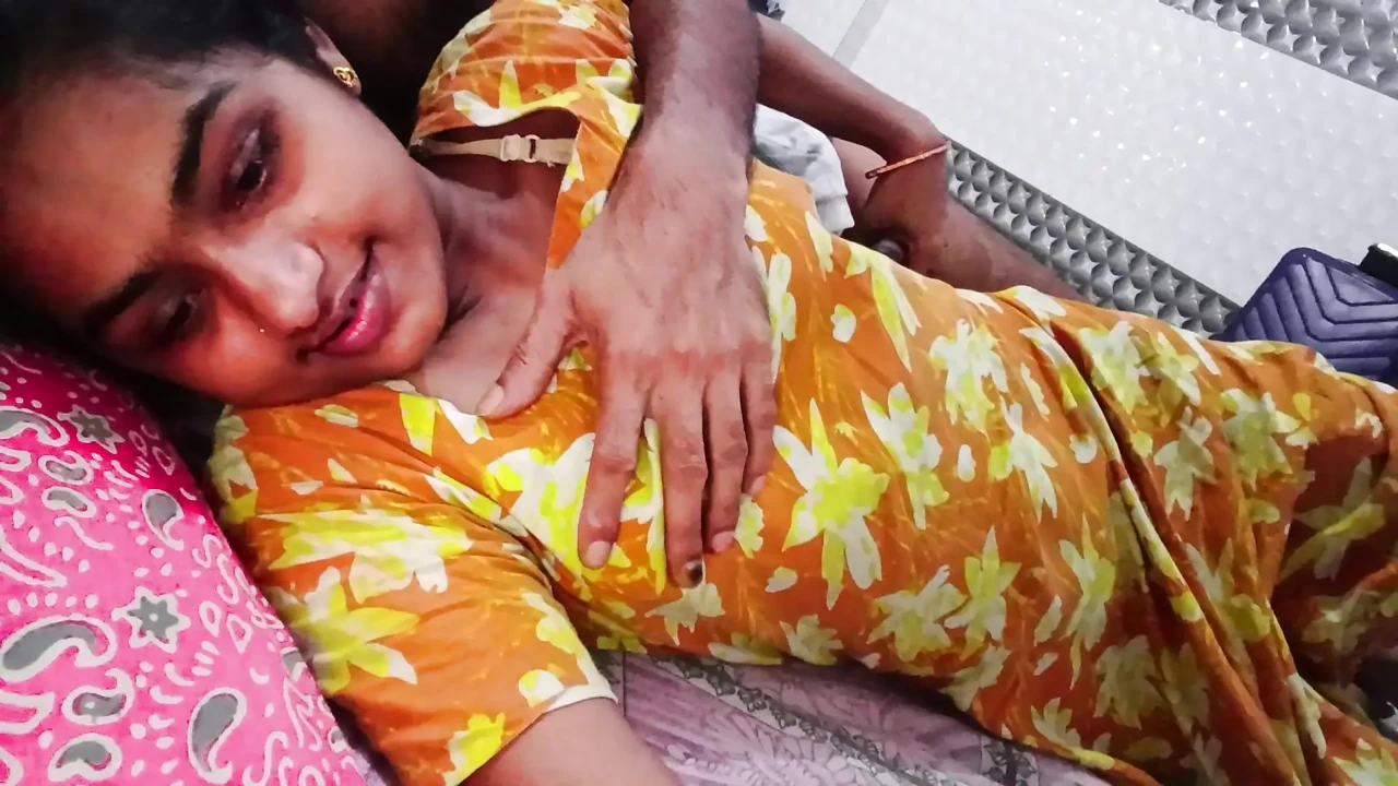Desi Girl Titfuck & Massive Cum on Big Boobs - Homemade Indian Cumshot