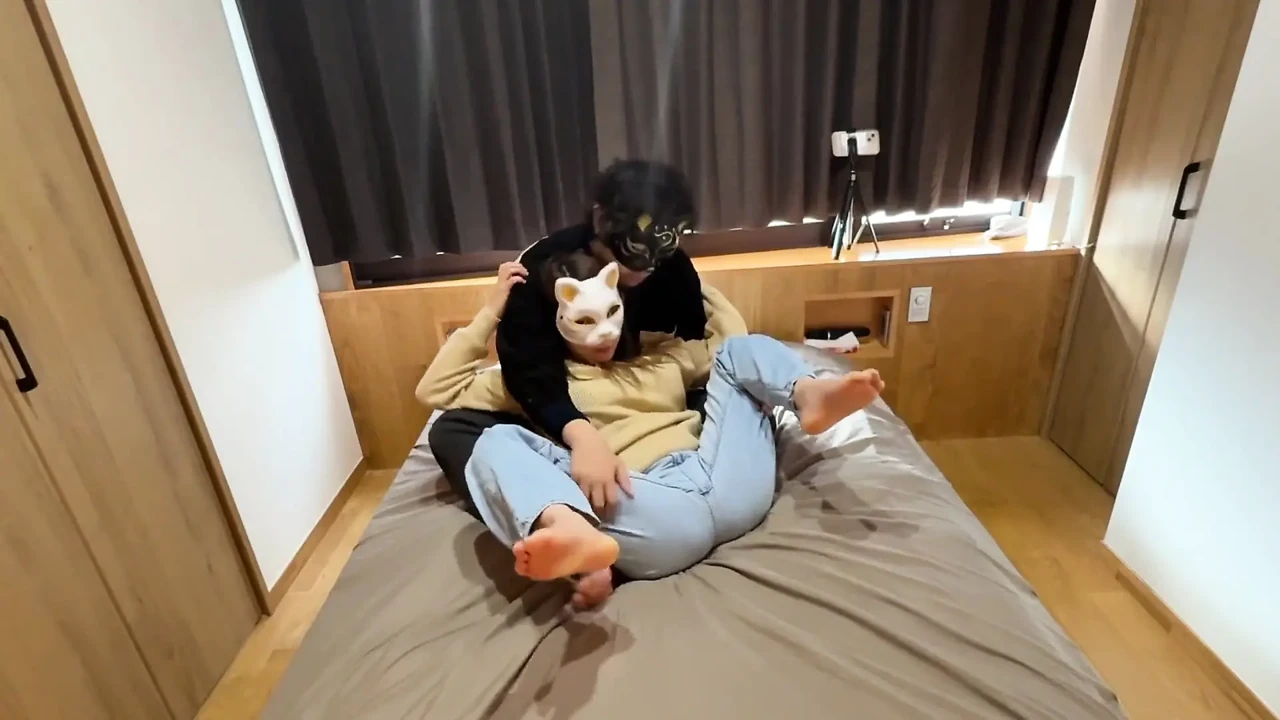 一位已婚女性因震动棒剧烈抽搐并高潮