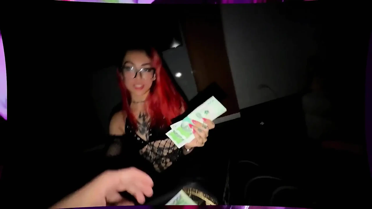 西班牙人庆祝哥伦比亚性瘾者的世界杯