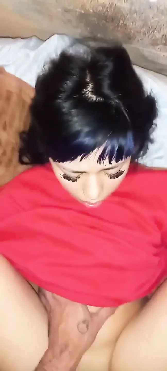美丽的阿根廷女孩口中含奶, 激烈性爱