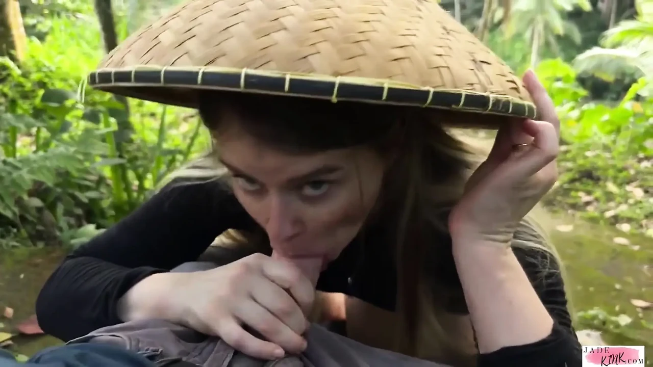 荡妇女友想要给我口交, 而我让她开心 - Jade Kink