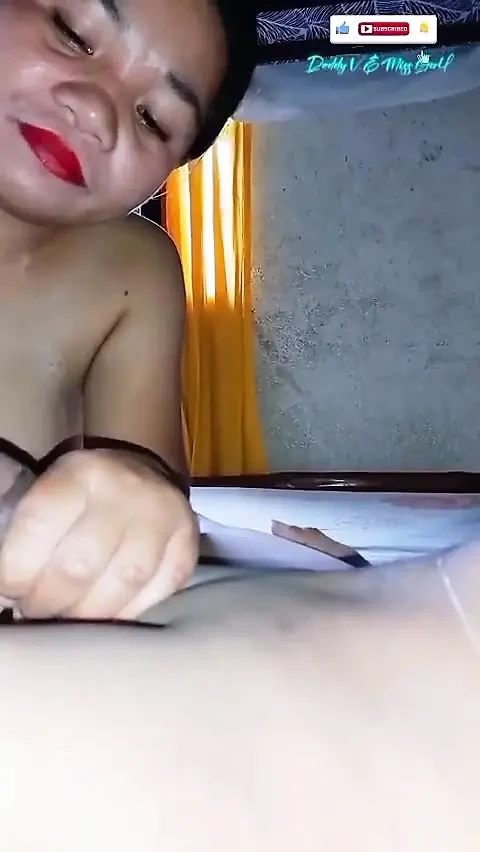 Maria有心情吮吸和骑乘我的鸡巴