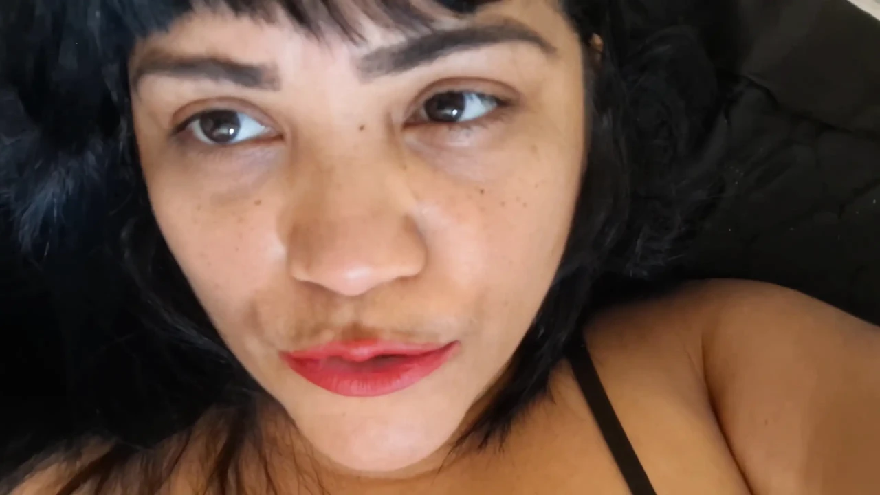 丈夫出去吃他朋友的妻子, 我去Siririca等着