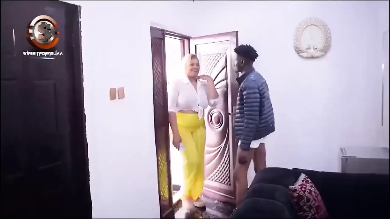 继妹被继兄弟狠操