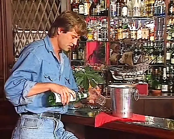 Angelica Bella在CASA D'APPUNTAMENTO场景中05