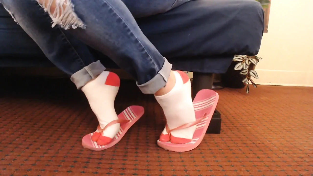袜子粉红色人字拖鞋玩