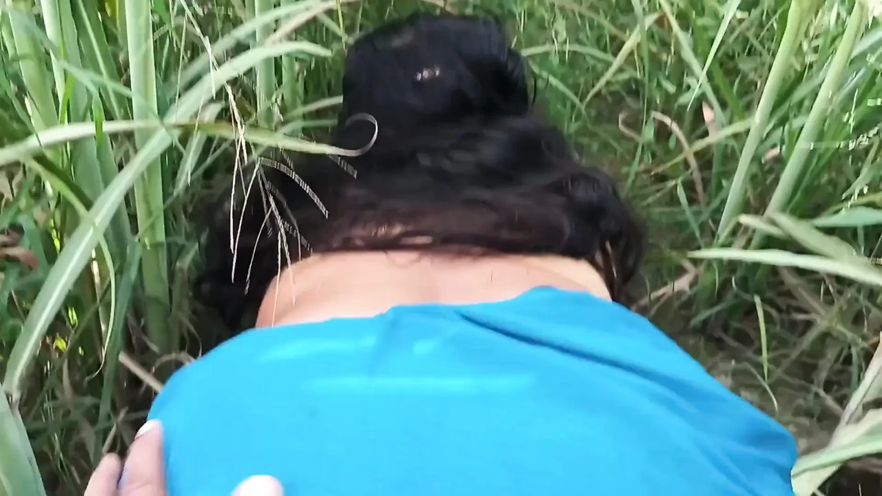 火辣印度户外视频 Desi Bhabhi Ki Chudai
